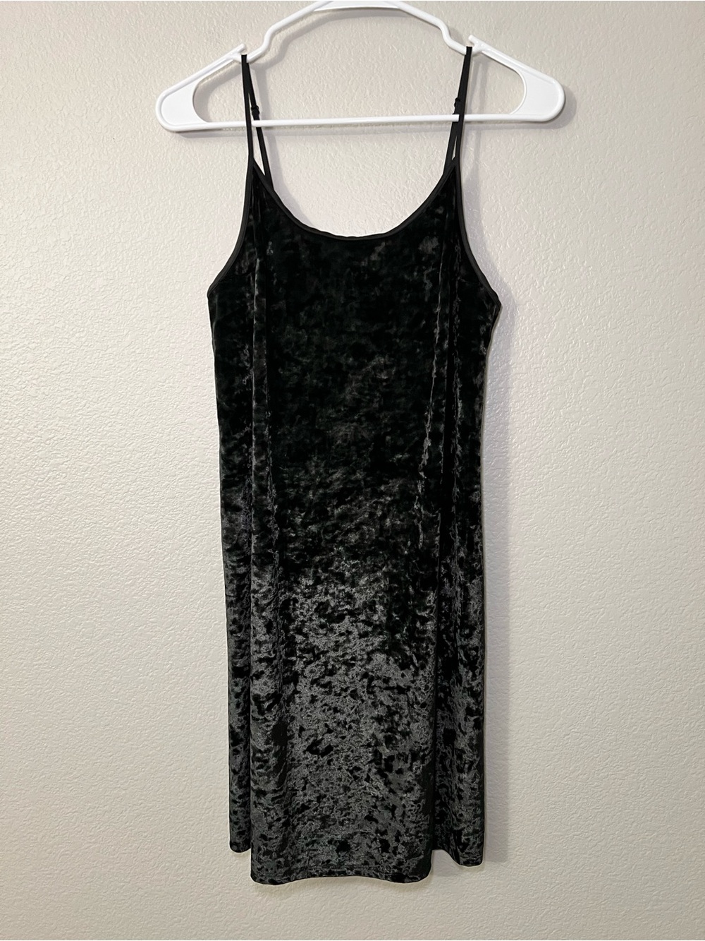 Victoria’s Secret Olive Green Crushed Velvet Slip Dress XS/S Y2K Mini WomensNWOT